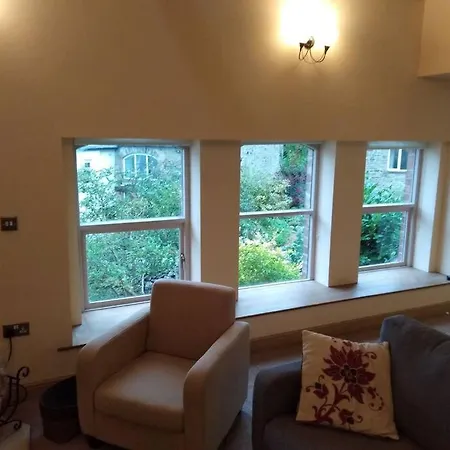 Upside Down In Settle. Stylish, Central And Cosy Exterior photo