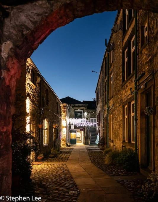 Holiday home Upside Down In Settle. Stylish, And Cosy *