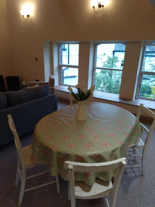 Holiday home Upside Down In Settle. Stylish, And Cosy *